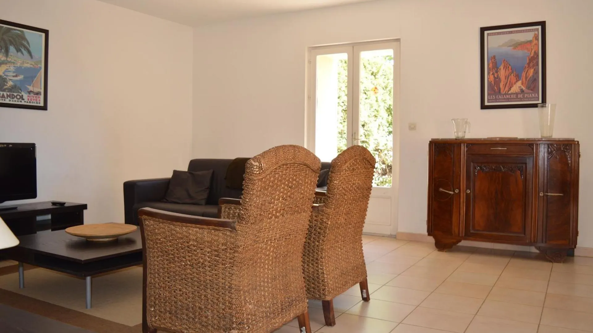 Chateau Du Fenouillet - Logement Porquerolles 72M2 Hyères 0*,  Frankrijk
